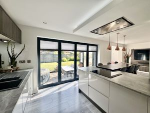 Photo 22- click for photo gallery